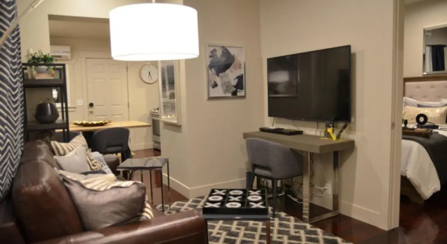 Апартаменты 8th South Apartments