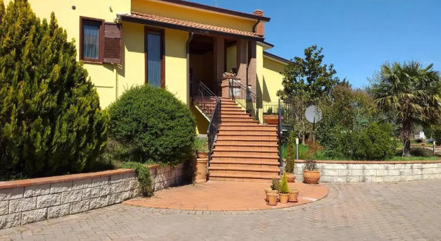 Il Melograno, Rezerwuj Hotel Calitri Irpinia