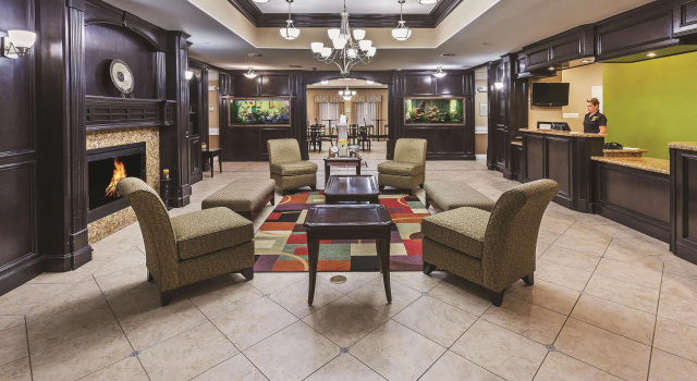 La Quinta Inn & Suites by Wyndham Livingston, Book Hotel Livingston Texas