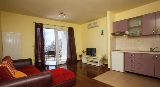 Апартаменты с балконом и с видом на море Apartments Tino