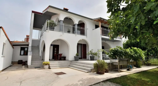 Apartment Mediteraneo, Забронировать Апартаменты/квартира Отели Pula Riviera с парковкой, Парковка