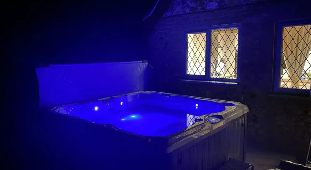 Семейный коттедж с видом на сад Bridge Hotel Brandon