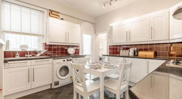 Студия Apartment 1 Beverley House