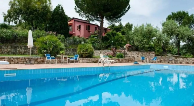 Villa Ivoni 2