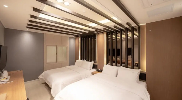 Двухместный семейный номер Standard Hotel Lin
