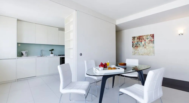 Apt in Lisbon Marina Apartments, Забронировать Апартаменты/квартира Отели Лиссабона с парковкой, Парковка