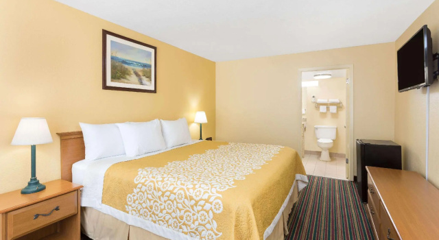 Двухместный номер Standard Days Inn Charleston Patriots Point