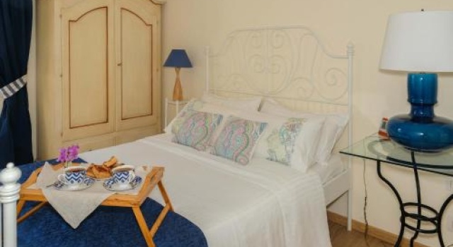 Azzurra Home, Buchen Sie Hotel San Giovanni. Rom