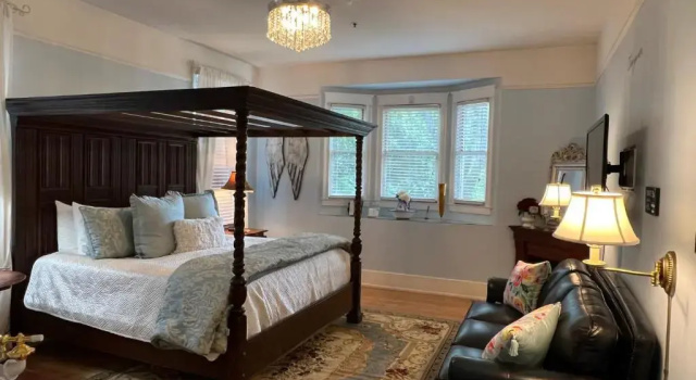 Люкс с видом на бассейн Hoyt House Amelia Island