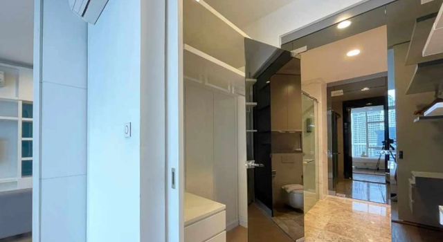#1# 101 KLCC The Platinum Suites Luxury 1 Bedroom, Забронировать Отель Отели Федеральной территории Куала-Лумпура с парковкой, Парковка