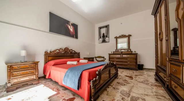 Carlentini house B&B, Varaa Bed and Breakfast Comiso Noto Valley