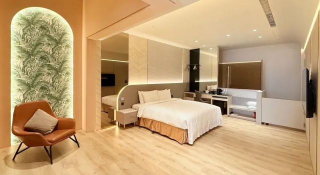 Номер Superior JingIn Hotel