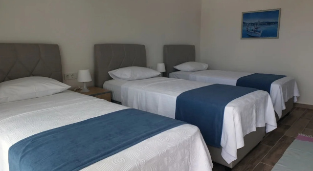 Трёхместный номер Comfort с балконом и с видом на море Eda Motel