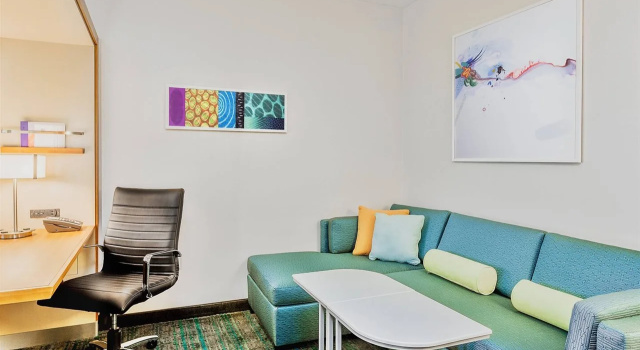 Springhill Suites by Marriott Anaheim Maingate, Забронировать Отель Отели Disneyland California с бассейном, Бассейн