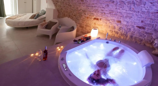 Номер Standard Je T\aime Luxury Suite and Relax