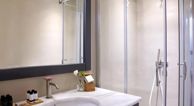 Люкс Premium c 1 комнатой Apollon Library Suites