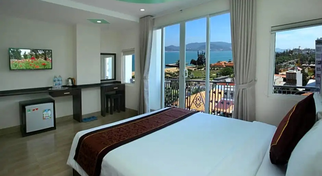 Семейный номер Standard с балконом Melyna Hotel