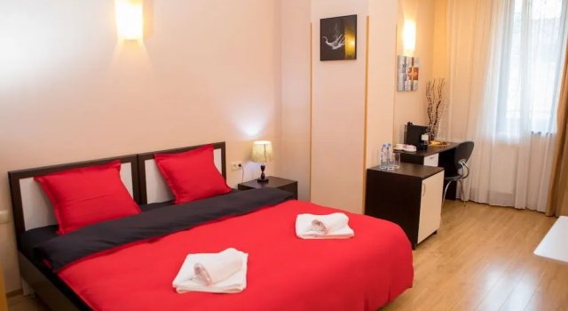 Vera Gold Hotel, Забронировать Отель Вера Тбилиси