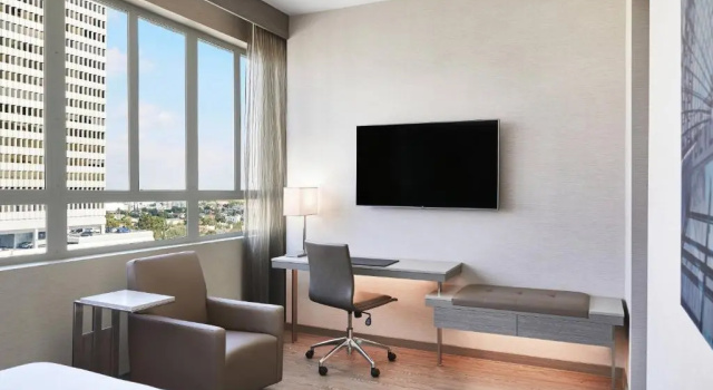 Номер Standard с видом на город AC Hotel by Marriott Beverly Hills