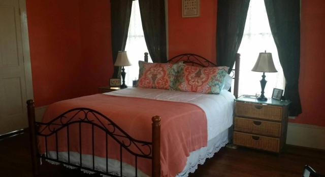 The Graceful Inn, Đặt Khách sạn Navasota Texas
