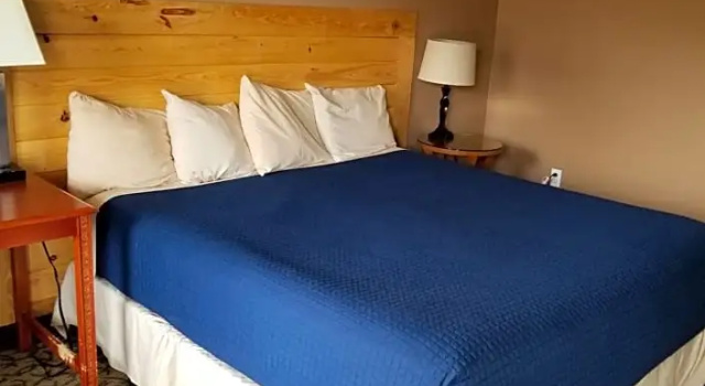 Номер Standard L'Acadie Inn & RV Park