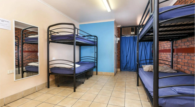 Haven Backpacker Resort, Забронировать Курортный отель Отели Аделаиды с парковкой, Парковка