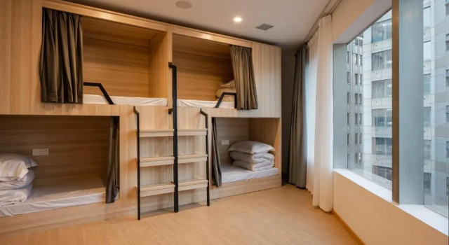 Кровать в общем номере Dayin Youth Hostel