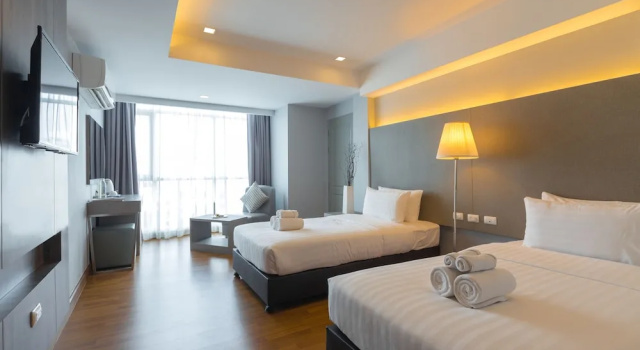 Двухместный номер Deluxe с балконом Top View Hotel - SHA Extra Plus