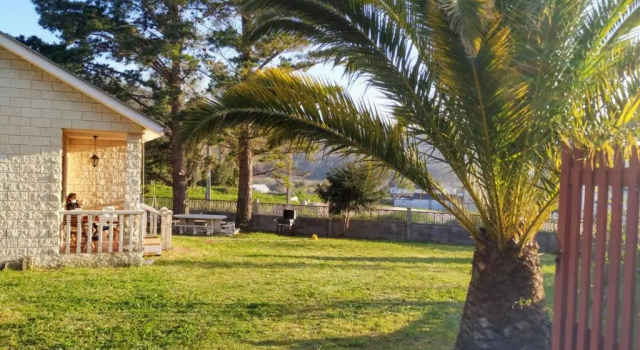 Коттедж Casa en la playa de Area con finca privada