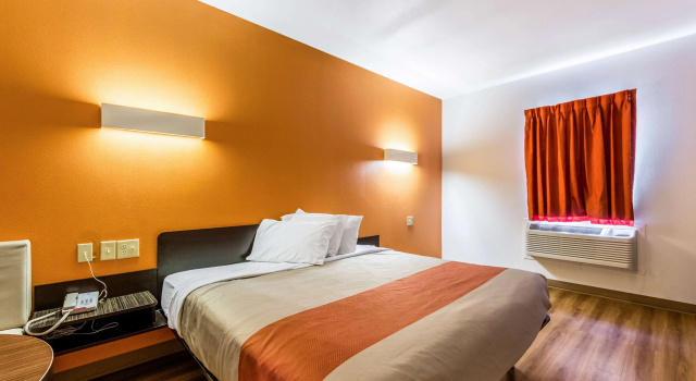 Двухместный номер Standard Motel 6-Jourdanton, TX