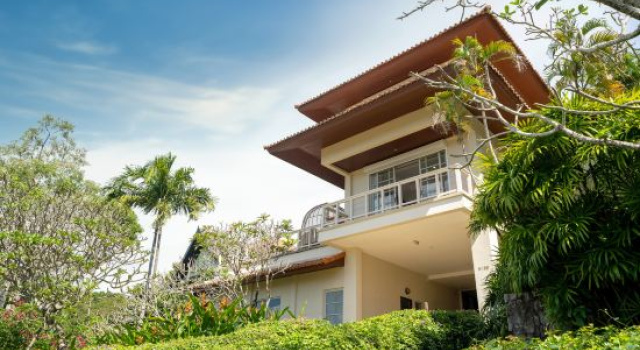 Villa Sea Drea | Kata Beach 5BR Seaview Pool Villa | Phuket | Warm Plus, Забронировать Вилла Отели Карон Бича с парковкой, Парковка