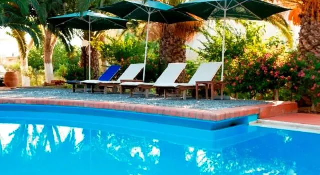 Апартаменты Kalives Apartments