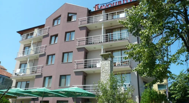 Favorite Hotel, Забронировать Отель Аврен 