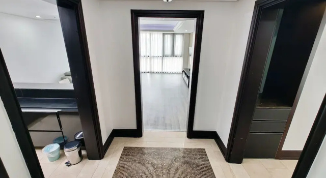Двухместный семейный люкс W Residence Hotel Centum City
