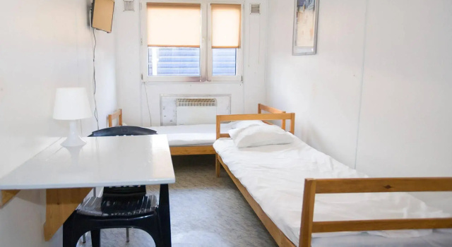 Hostel Metro, Забронировать Отель Недорогие отели Влохи, недорогие