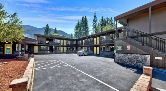 Люкс Secrets Inn Lake Tahoe