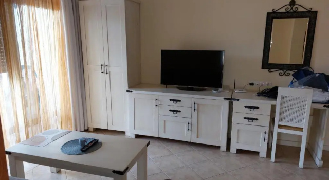 Апартаменты с видом на сад Santa Marina apartaments- Karina 1