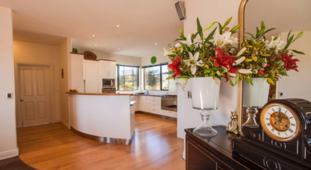 Limetree Lodge, 예약 휴가용 주택 Treble Cone Ski Area 수영장이 있는 호텔, 수영장