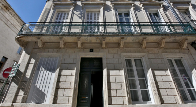 Meublés de l'Arsenal cœur de ville !, Book Hotel Angouleme Charente