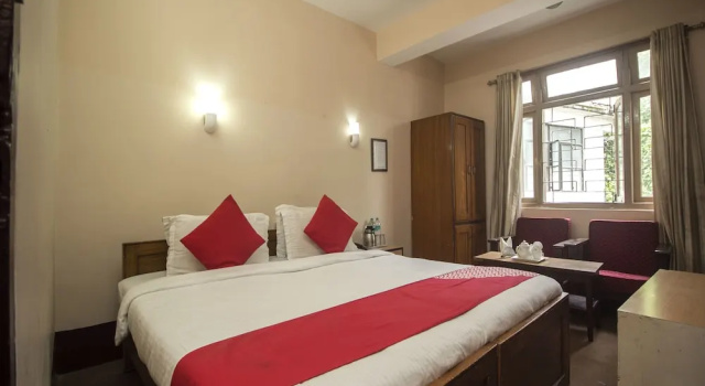 Номер Standard Keswani Group Hotel White Mountain - 200 Metres From MG Marg