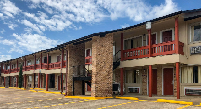 Carefree Inn Madisonville, Rezervasyon Otel Madisonville Teksas