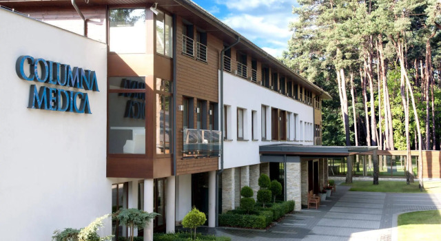 Columna Medica, Брондау Қонақ үй Lodz қаласындағы төсек алаңы бар қонақ үйлер, Тоқтау алаңы