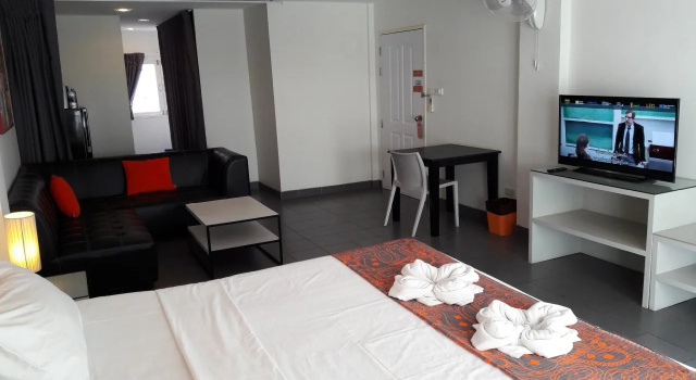 Garden Guest House, Забронировать Гостевой дом Центральная Паттайя 