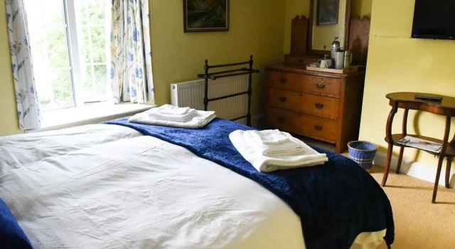 Highertown Cottage B&B, Забронировать Отель «постель и завтрак» Далвертон Exmoor