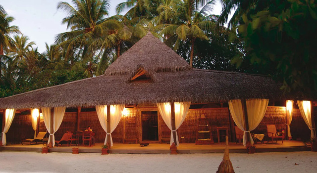 Diamonds Athuruga Maldives Resort & Spa