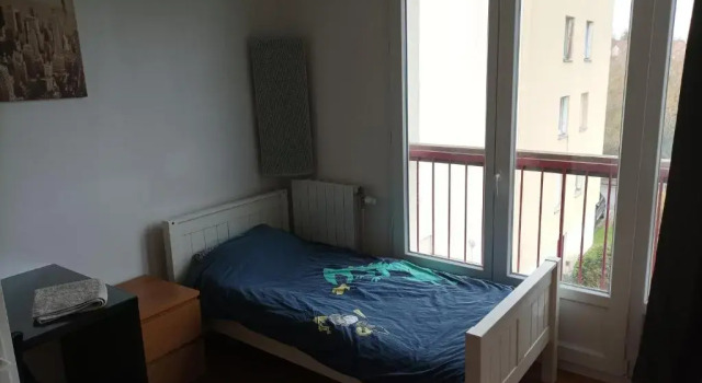 Chambre 12m2 avec Balcon proche Saclay, Massy RER, Забронировать Отель Палезо Essonne