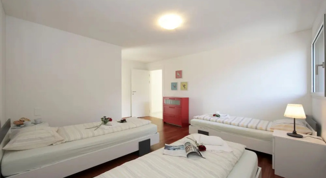 Residenza Vivian Deluxe Apartments, Забронировать Апартаменты/квартира Отели Locarno Ascona Losone с парковкой, Парковка
