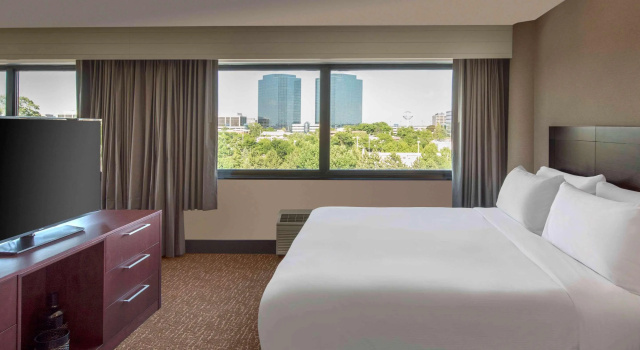 DoubleTree by Hilton Chicago Schaumburg, Book Hotel Illinois hoteller med pool, Swimmingpool