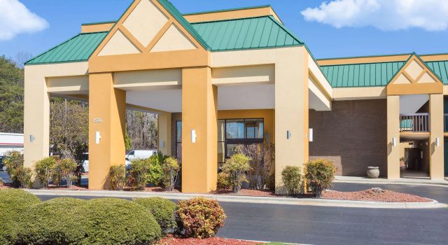 Days Inn by Wyndham Mocksville, Забронировать Отель Моксвилл 