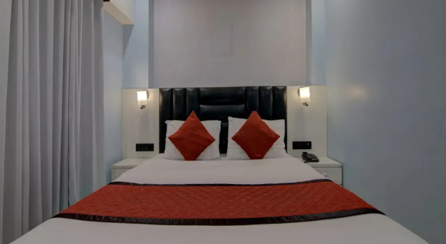 Hotel Venkatesh Regency